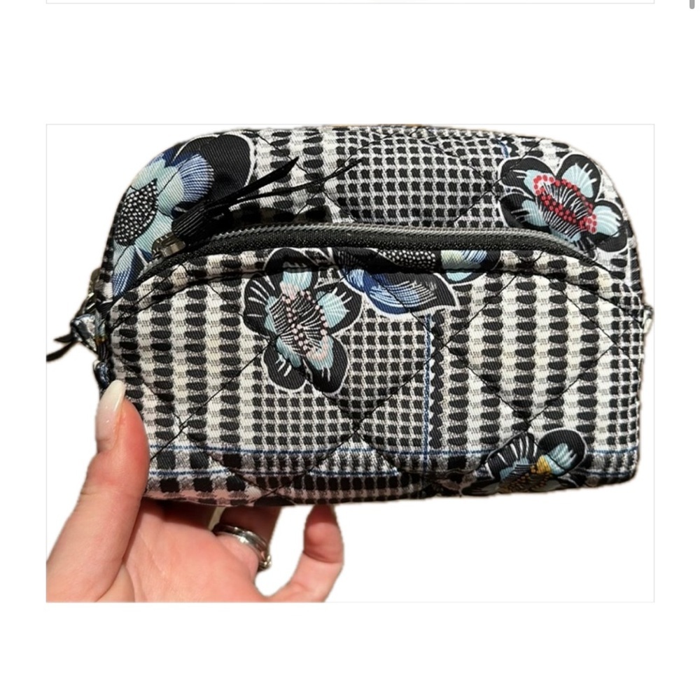 Vera Bradley Pouch